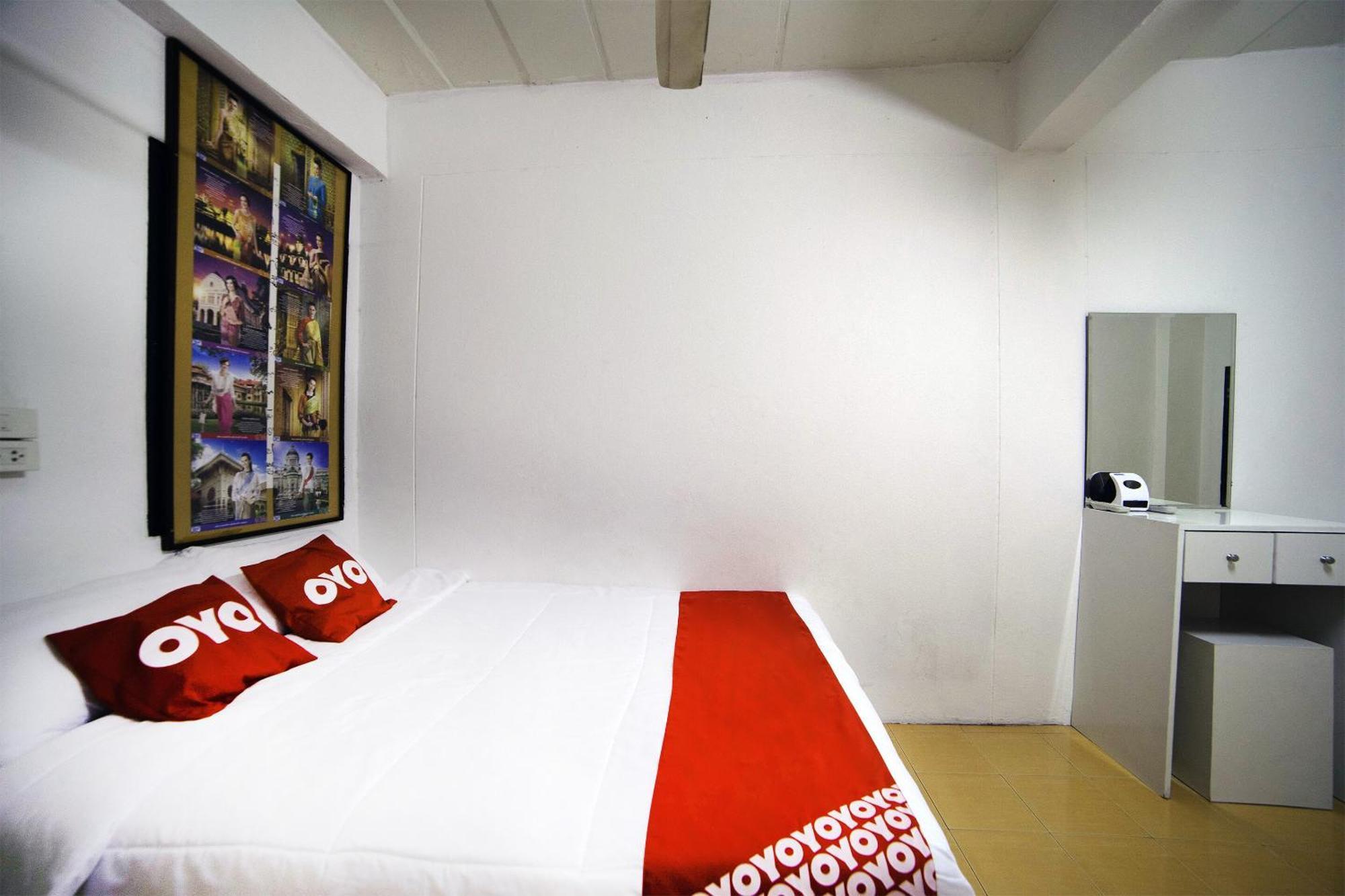 Oyo 560 Chang Hostel Suvarnabhumi Bangkok Exterior photo