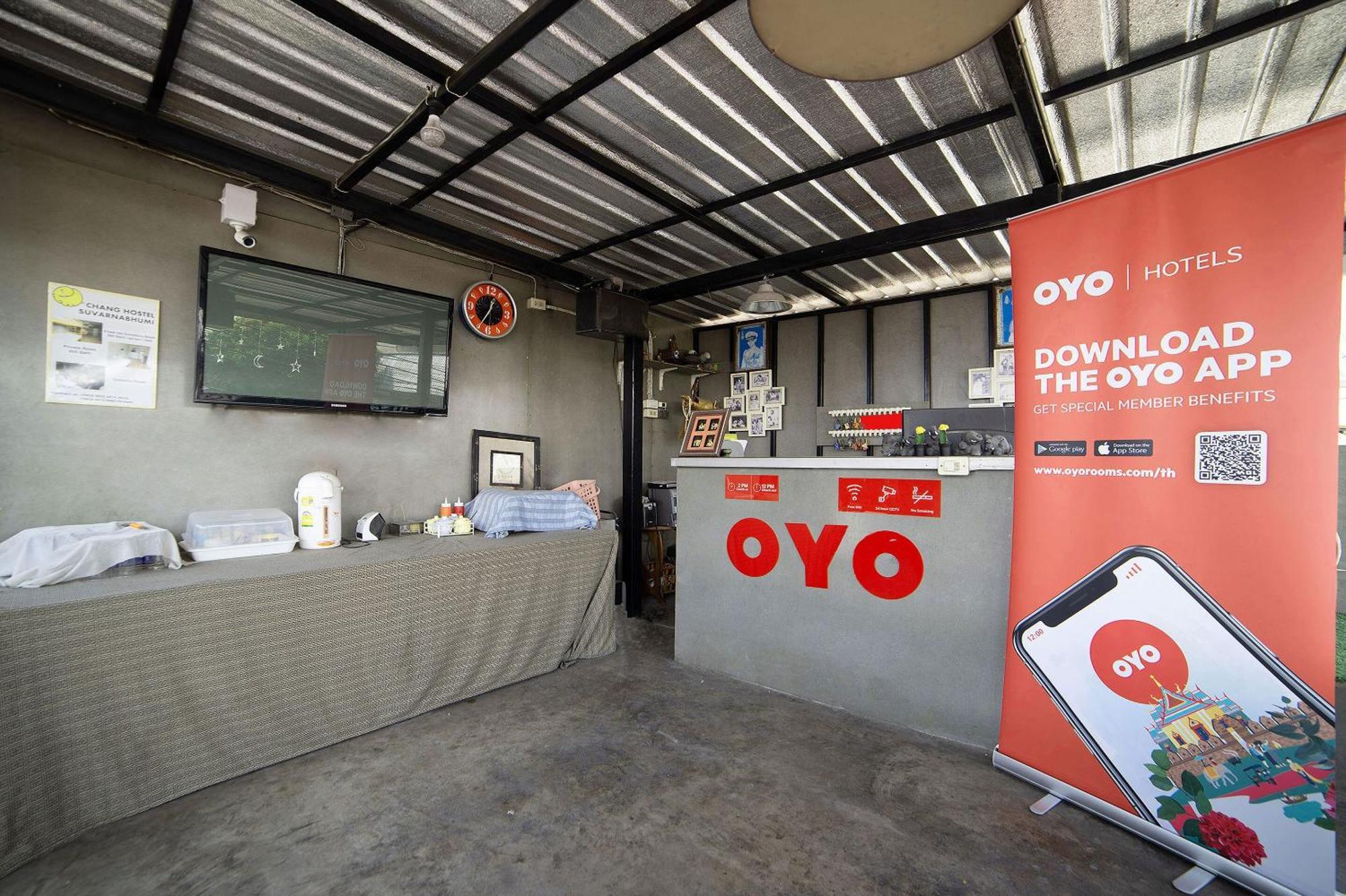 Oyo 560 Chang Hostel Suvarnabhumi Bangkok Exterior photo